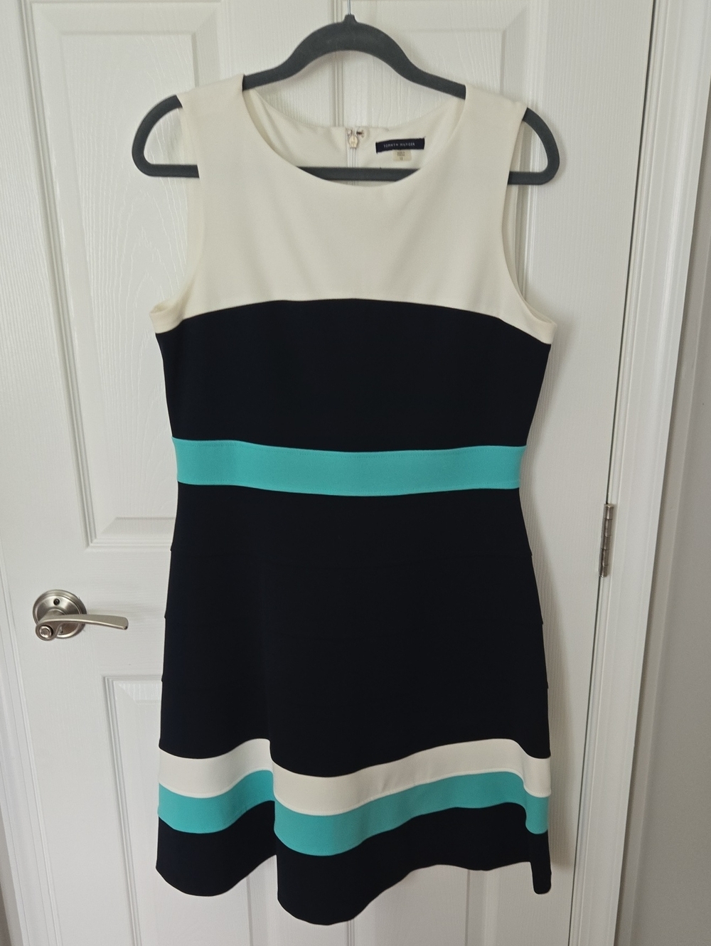 Tommy Hilfiger Sleeveless Colorblock Midi Dress in Cream, Black & Teal